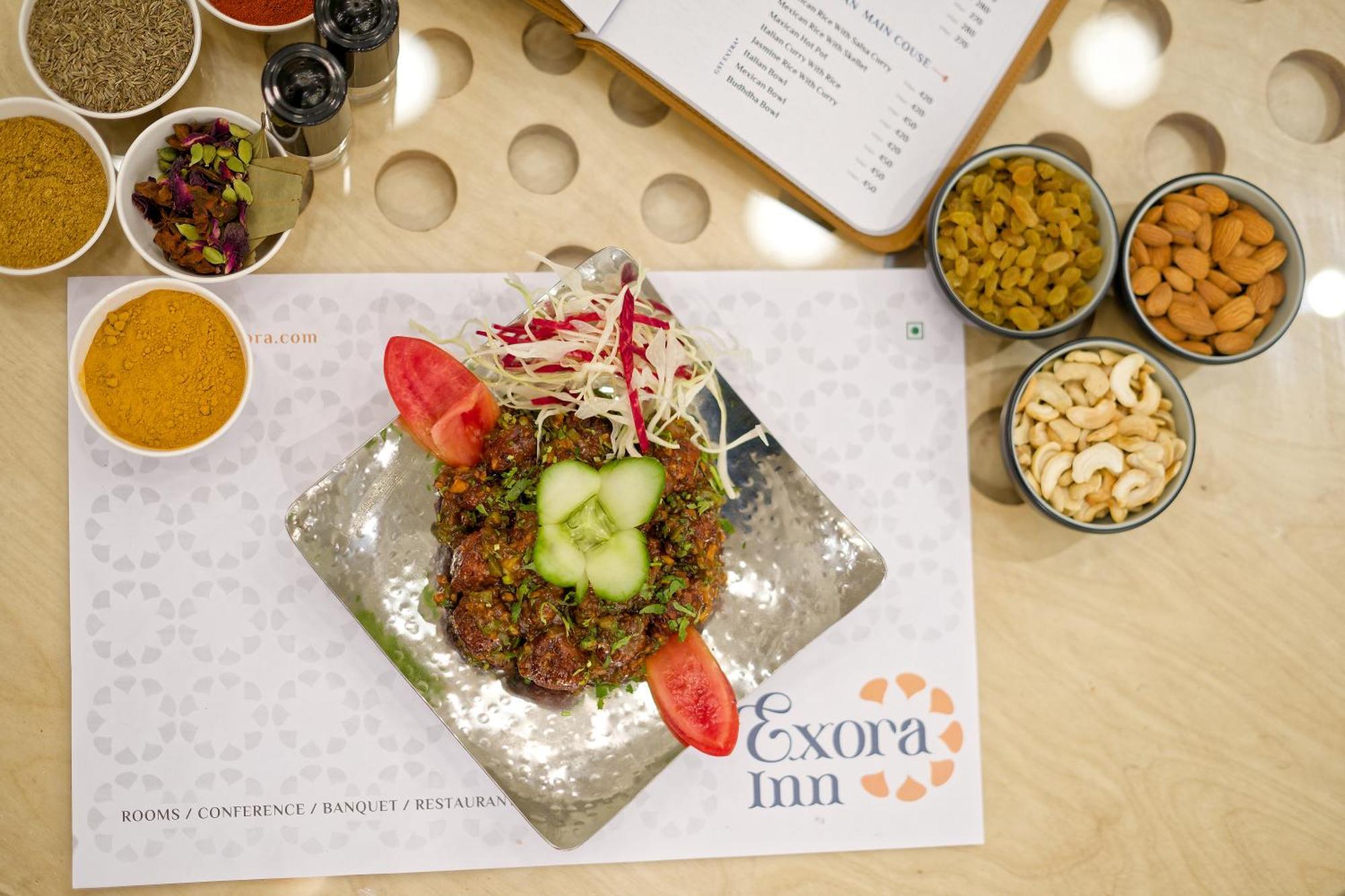 Exora Inn Ahmedabad Eksteriør bilde