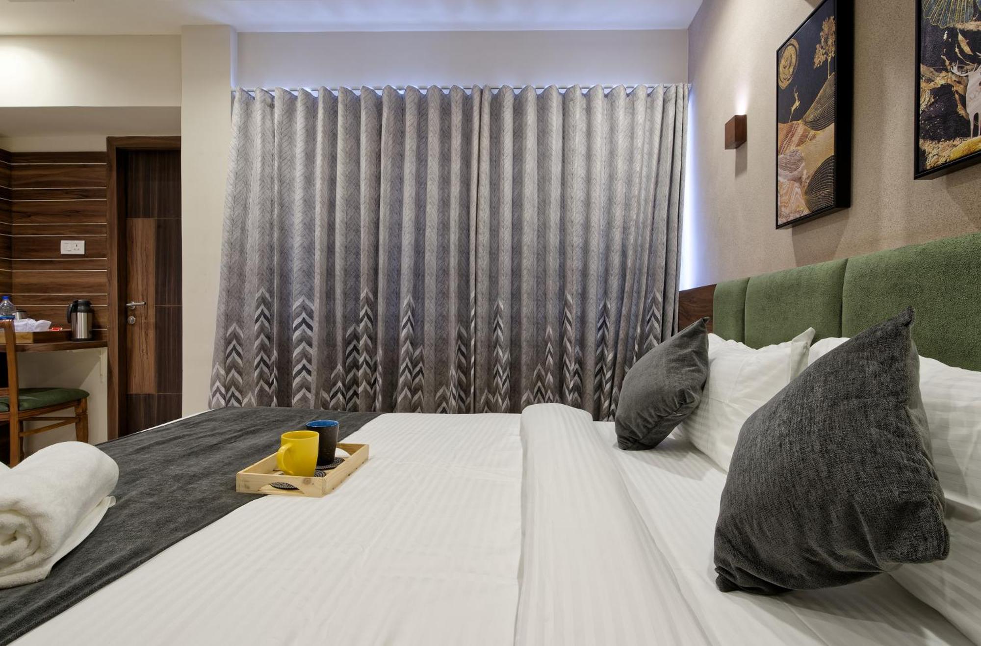 Exora Inn Ahmedabad Eksteriør bilde