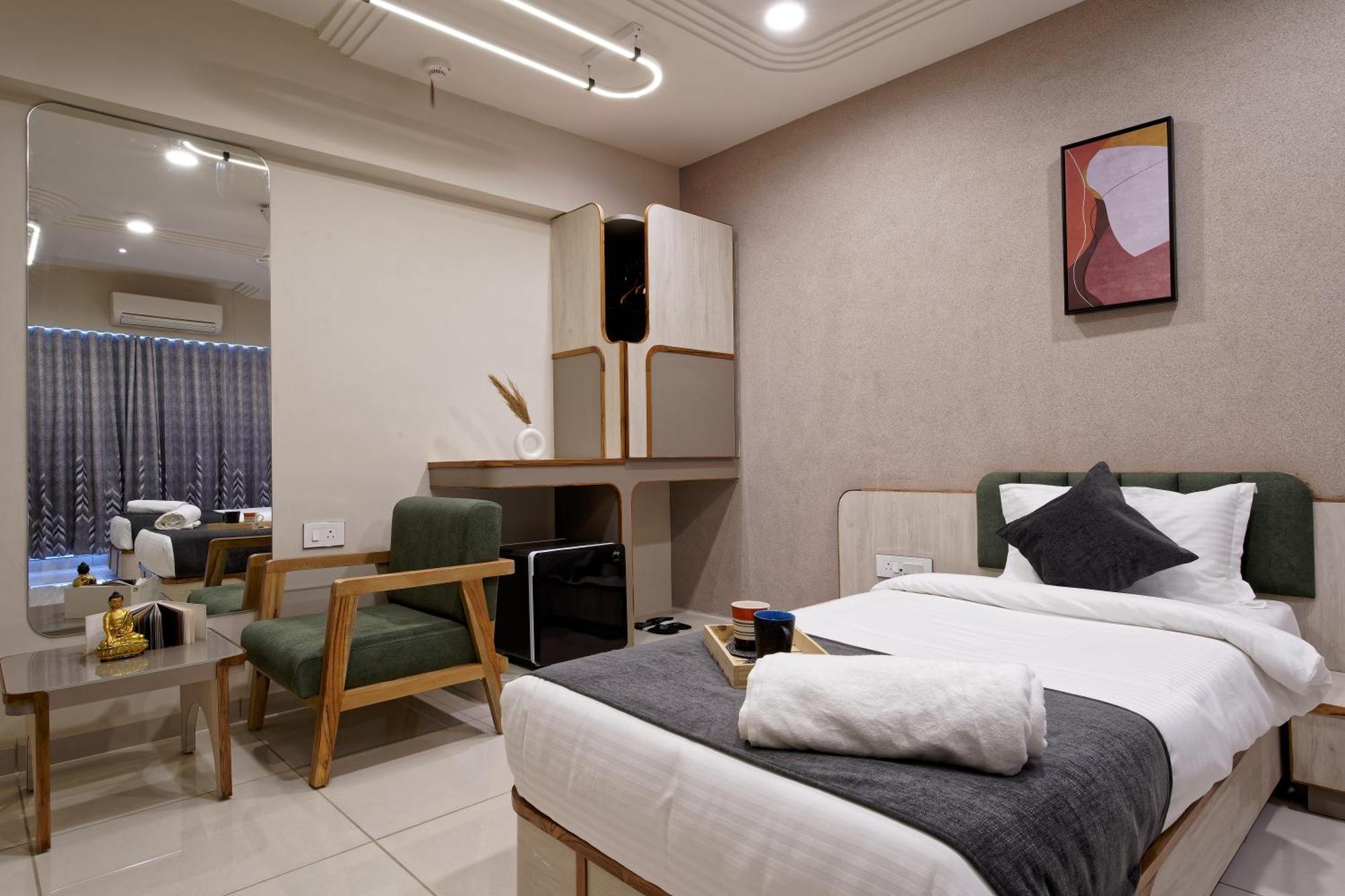 Exora Inn Ahmedabad Eksteriør bilde